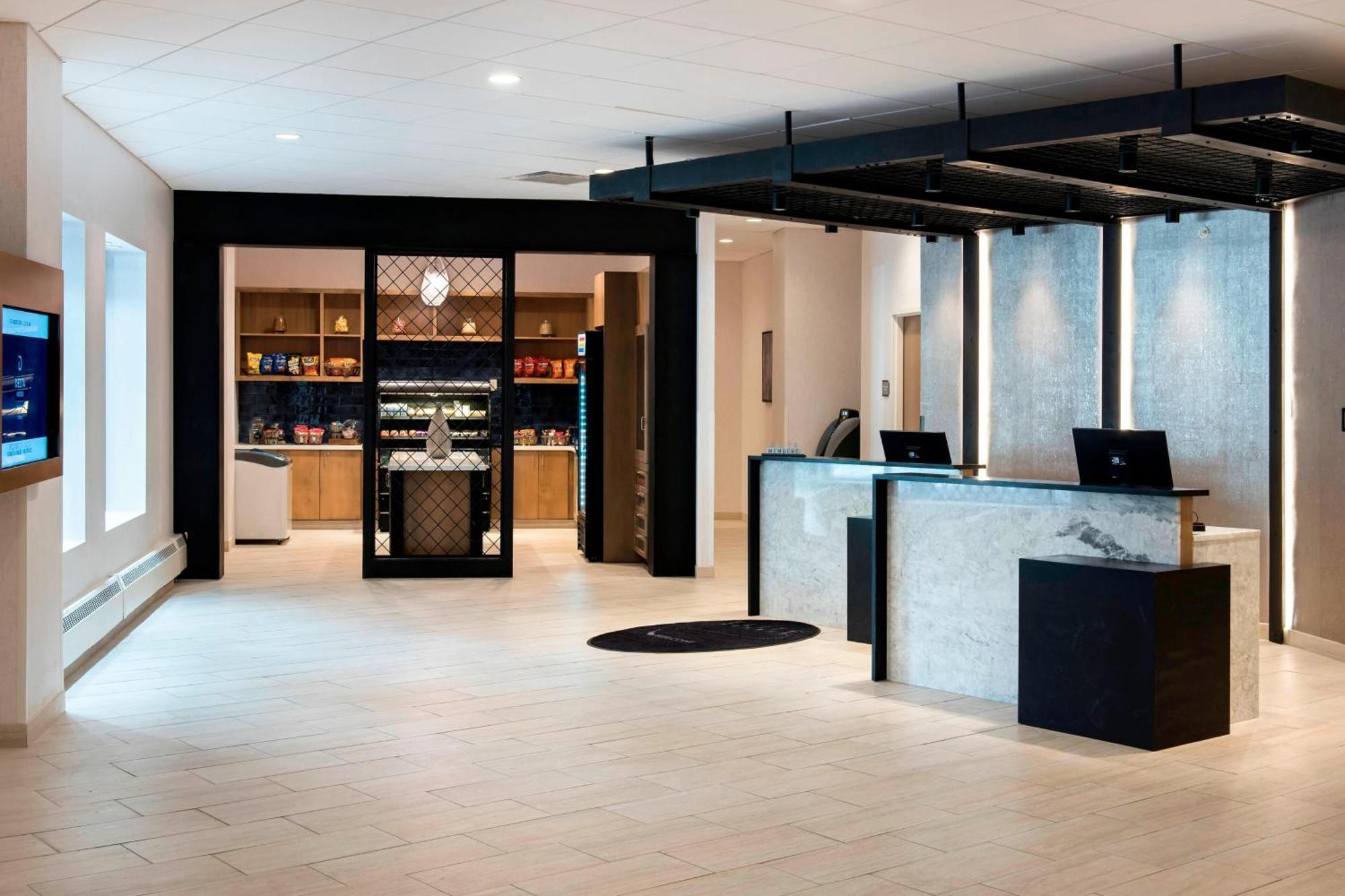 Delta Hotels By Marriott Utica Ngoại thất bức ảnh